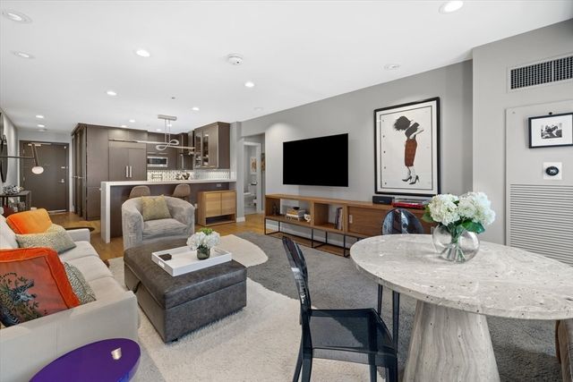 80 Broad St 808, Boston, MA 02110