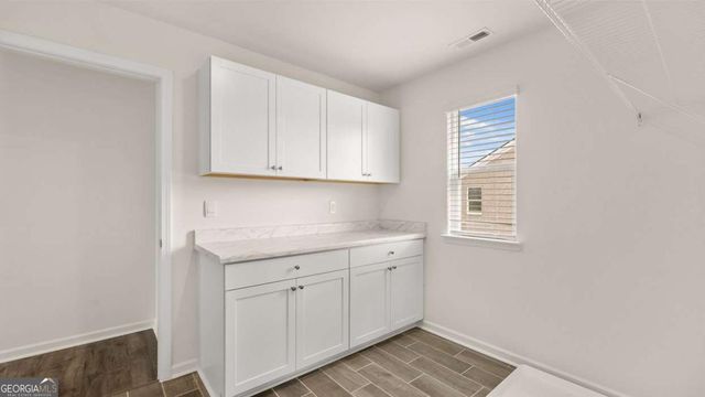 1608 N LaceBark Elm Way, Lawrenceville, GA 30045