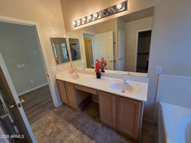 11548 W PRONGHORN Court, Surprise, AZ 85378