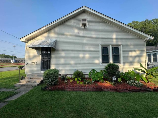 1031 Cherry, Forrest City, AR 72335