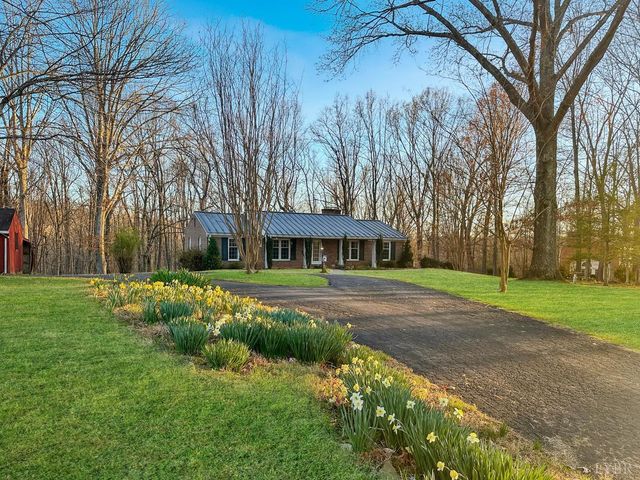 1285 Cedar Gate Road, Monroe, VA 24574