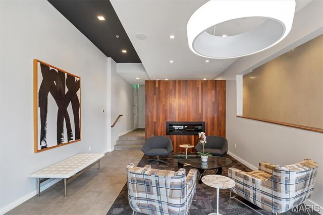 4101 Laclede Avenue 202, St Louis, MO 63108