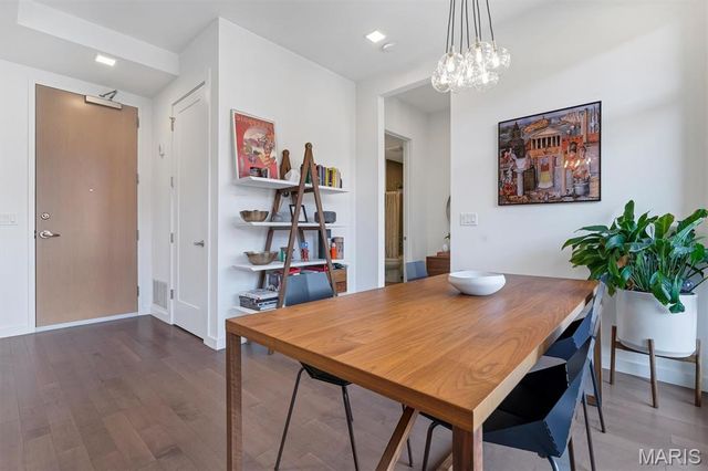 4101 Laclede Avenue 202, St Louis, MO 63108
