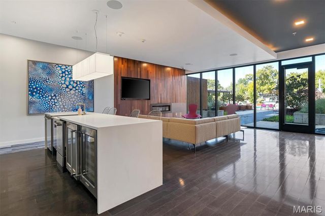 4101 Laclede Avenue 202, St Louis, MO 63108