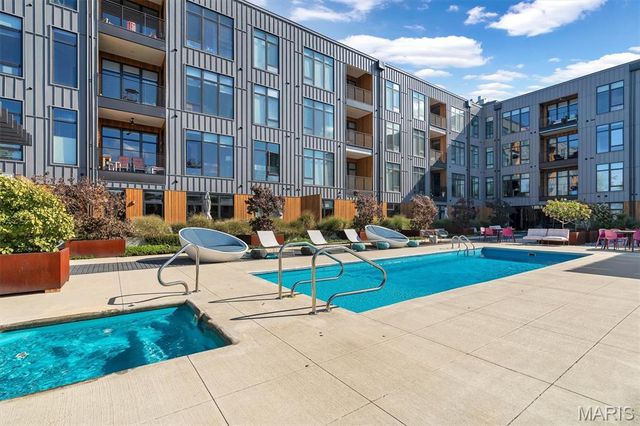 4101 Laclede Avenue 202, St Louis, MO 63108