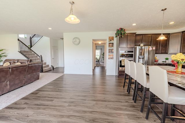 9295 Dewitt Drive, Plain City, OH 43064