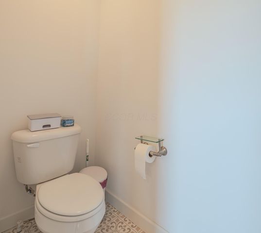 9295 Dewitt Drive, Plain City, OH 43064