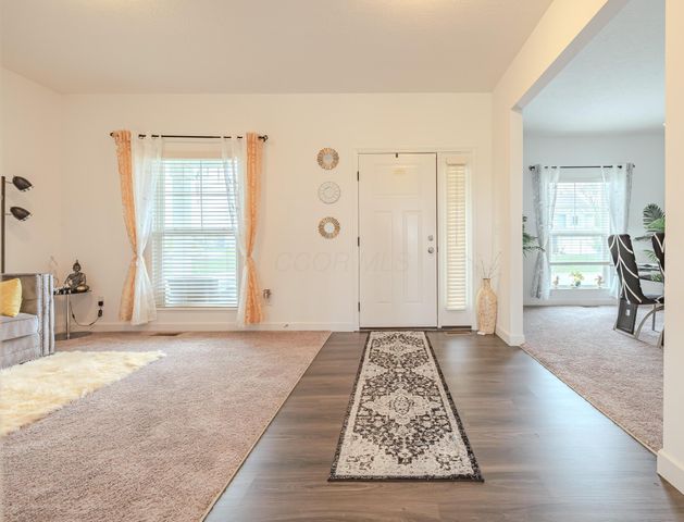 9295 Dewitt Drive, Plain City, OH 43064