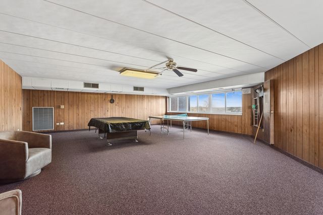 2900 Maple Avenue 4D, Downers Grove, IL 60515