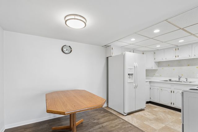 2900 Maple Avenue 4D, Downers Grove, IL 60515