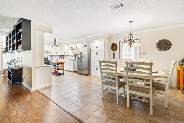 515 Beachview Circle, Hot Springs, AR 71913