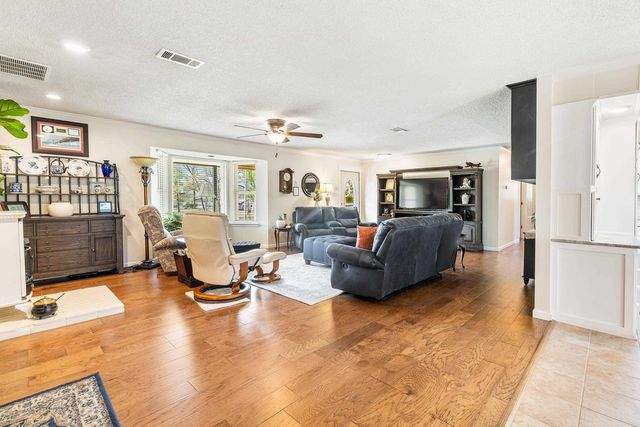 515 Beachview Circle, Hot Springs, AR 71913