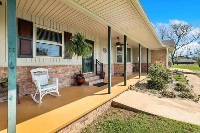 515 Beachview Circle, Hot Springs, AR 71913