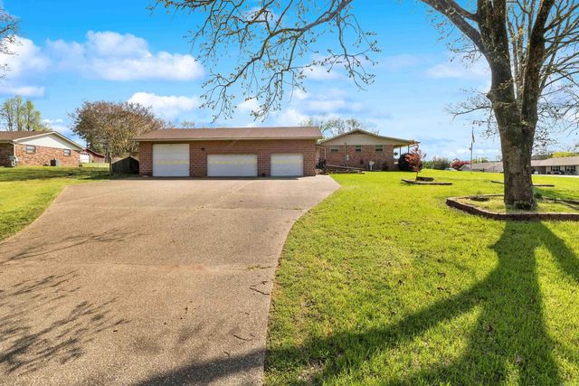 515 Beachview Circle, Hot Springs, AR 71913