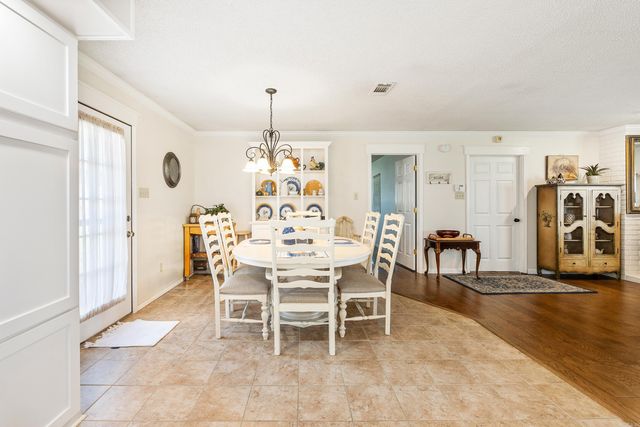 515 Beachview Circle, Hot Springs, AR 71913