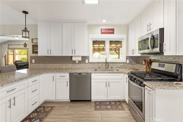 28216 Eucalyptus, Highland, CA 92346