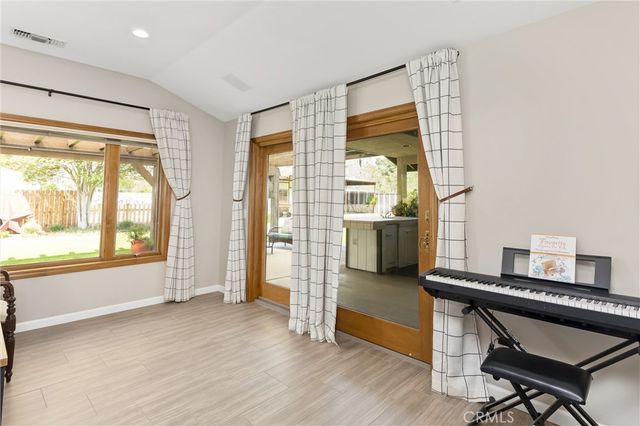 28216 Eucalyptus, Highland, CA 92346