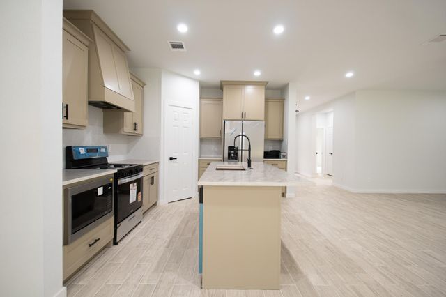 1865 Road 66116, Dayton, TX 77535