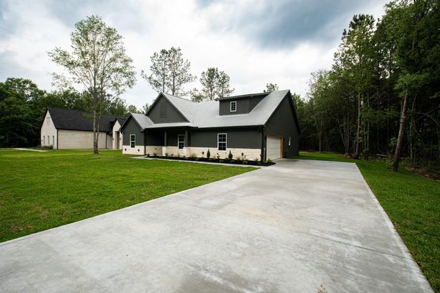 1865 Road 66116, Dayton, TX 77535