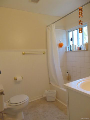 2956 GARDNER Avenue, Berkley, MI 48072
