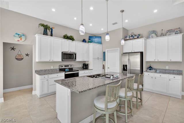 4200 NW 37th AVE, Cape Coral, FL 33993