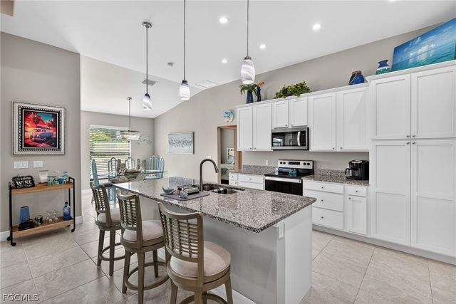 4200 NW 37th AVE, Cape Coral, FL 33993