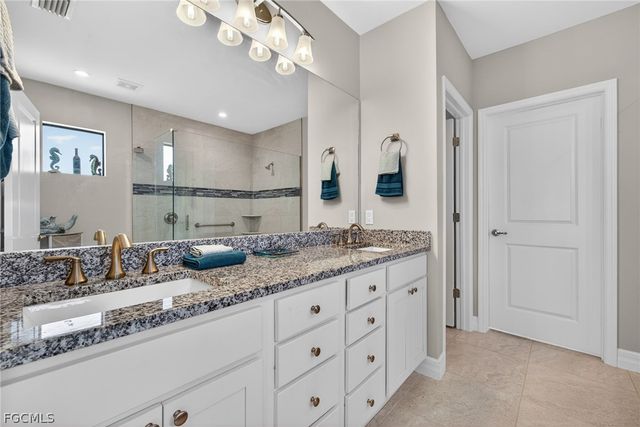 4200 NW 37th AVE, Cape Coral, FL 33993