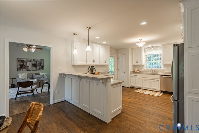 6720 Claiborne Rd, Sutherland, VA 23885