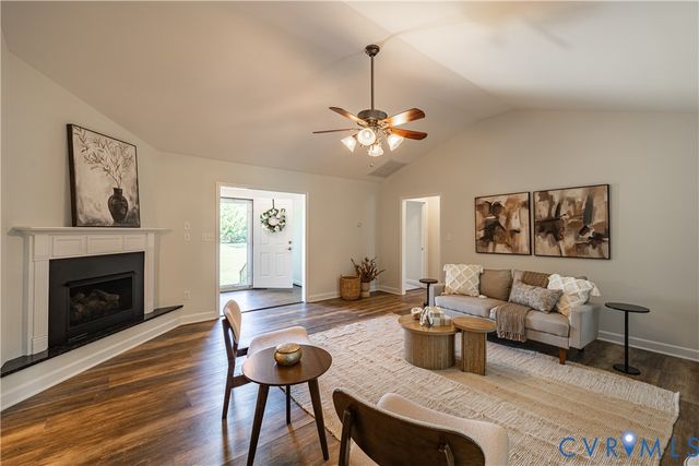 6720 Claiborne Rd, Sutherland, VA 23885