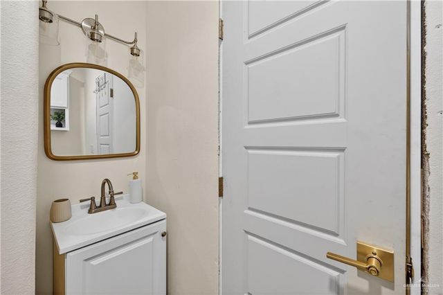 2622 Nopal Street, Penitas, TX 78576