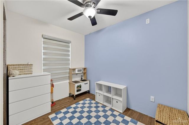 2622 Nopal Street, Penitas, TX 78576