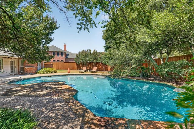2132 Donna Drive, Plano, TX 75074