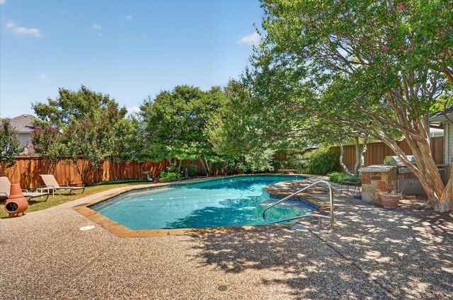 2132 Donna Drive, Plano, TX 75074