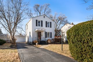 2428 S 12th Avenue, Broadview, IL 60155