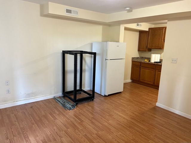 539 Howe Avenue 2A, Shelton, CT 06484