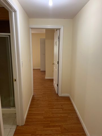 539 Howe Avenue 2A, Shelton, CT 06484