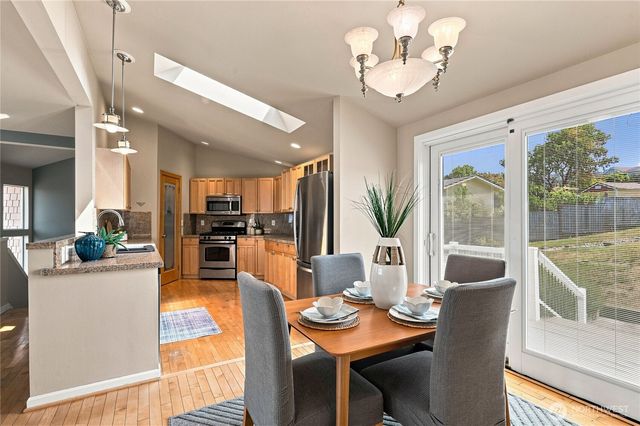 274 Colman Drive, Port Townsend, WA 98368
