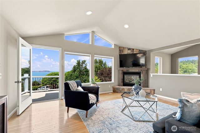 274 Colman Drive, Port Townsend, WA 98368