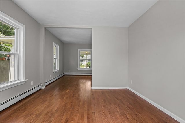 34 Chapin Avenue, Warwick, RI 02889