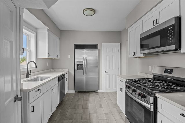 34 Chapin Avenue, Warwick, RI 02889