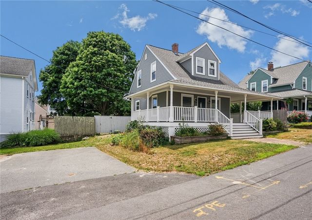 34 Chapin Avenue, Warwick, RI 02889