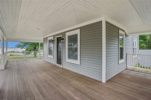 34 Chapin Avenue, Warwick, RI 02889