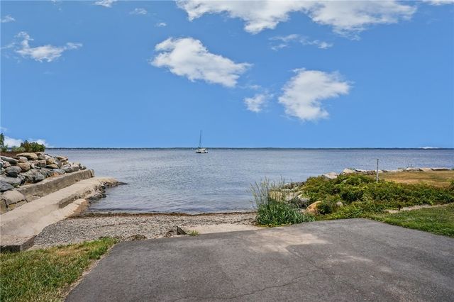 34 Chapin Avenue, Warwick, RI 02889