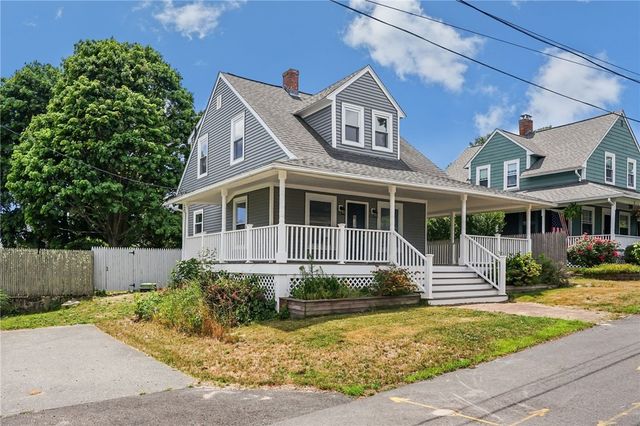 34 Chapin Avenue, Warwick, RI 02889