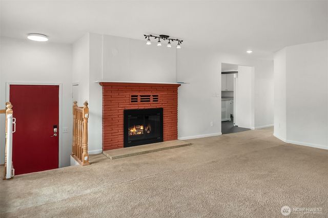 24029 24th Avenue S, Des Moines, WA 98198