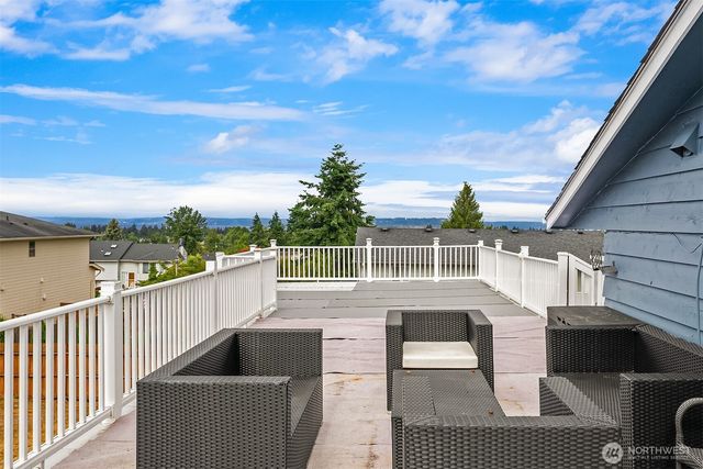 24029 24th Avenue S, Des Moines, WA 98198