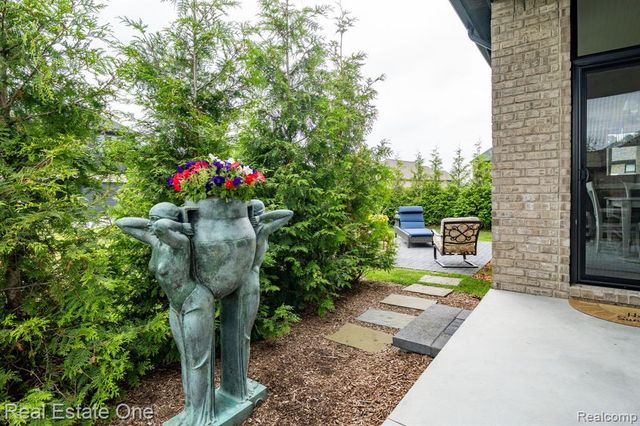 850 Marlayna Drive, Oxford, MI 48371