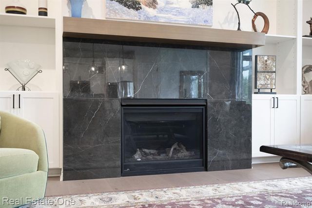 850 Marlayna Drive, Oxford, MI 48371