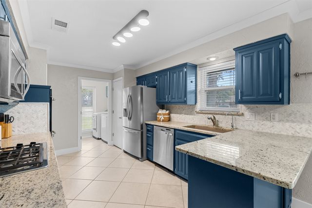 1414 Scottsboro Lane, Richardson, TX 75082