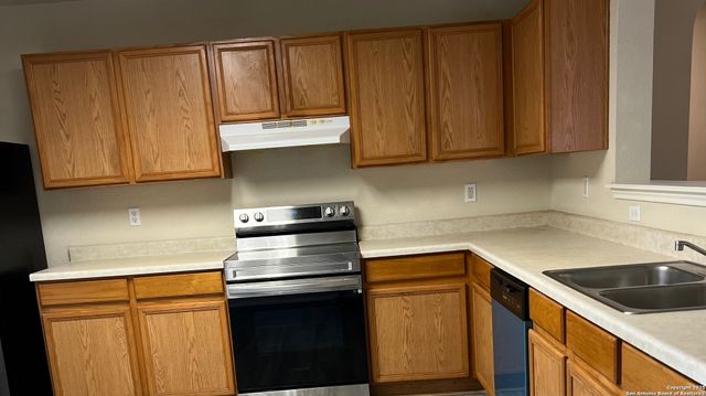 7727 Cortland Oak, San Antonio, TX 78254